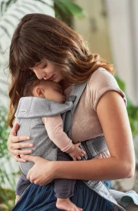 Анатомический рюкзак-кенгуру BabyBjorn Mini Grey 3D Mesh с несколькими положениями для ношения 2
