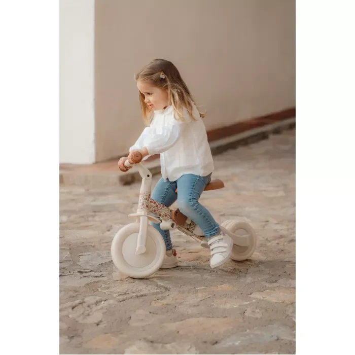 Трёхколёсный велосипед 4 в 1 с ручкой для толкания — Off-White (белый) — Little Dutch 3
