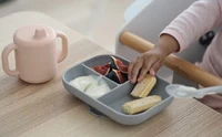 Beaba Set de masa silicon cu cana Old Pink B913527 2