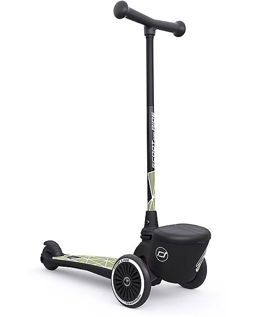 Trotineta Highwaykick 2 lifestyle Green lines