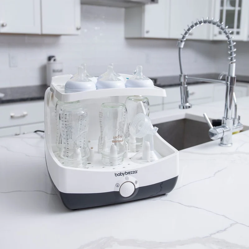 Электрический стерилизатор и сушилка для бутылочек Babybrezza 2