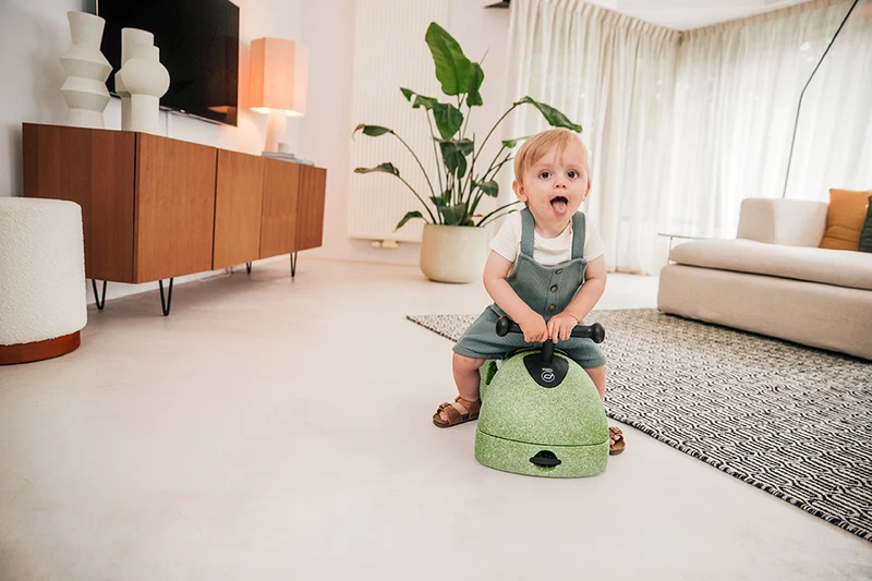 My First 3 in 1 Premergator&ride-on multifunctional, 6luni+, Olive 96616 Scoot&Ride 9