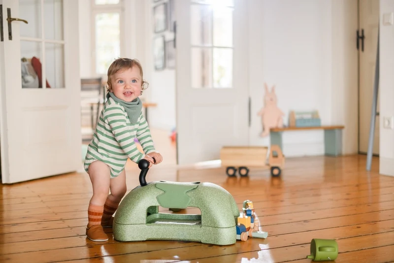 My First 3 in 1 Premergator&ride-on multifunctional, 6luni+, Olive 96616 Scoot&Ride 10