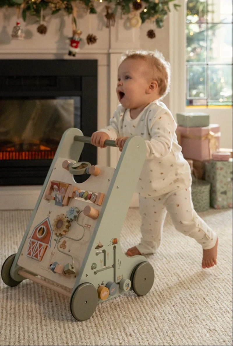 Antemergator/Premergator din lemn FSC cu activitati - Little Farm - Little Dutch 3