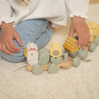 Trenulet din lemn FSC pentru stivuire - Chicken - Little Farm - Little Dutch 2