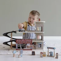 Деревянная парковка – расширение Little Railway Collection – Little Dutch 2