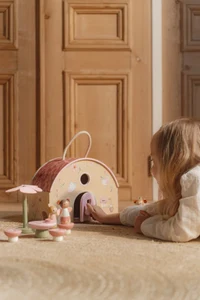 Портативный кукольный домик из FSC-дерева с феями и мебелью – Fairy Garden – Little Dutch 3