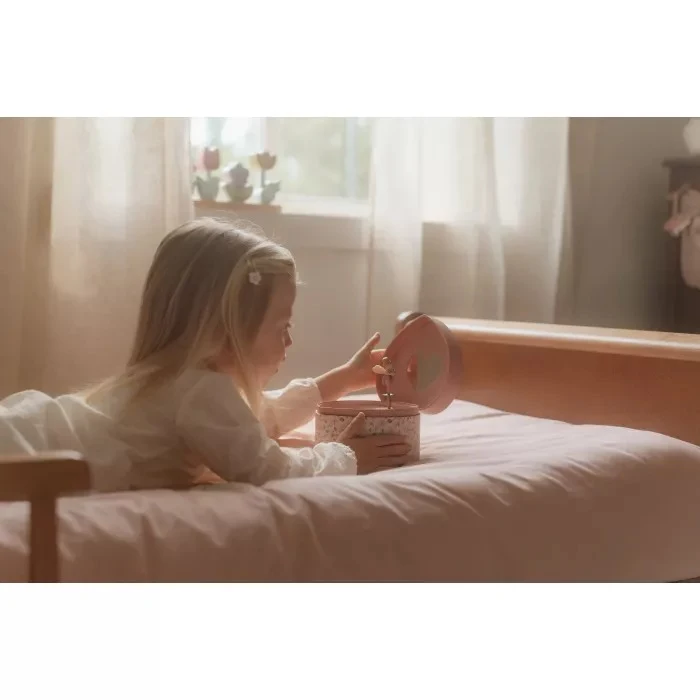 Cutie muzicala pentru bijuterii in forma de inimioara - Zana - Little Dutch 3