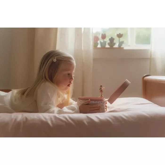 Cutie muzicala pentru bijuterii in forma de inimioara - Zana - Little Dutch 4