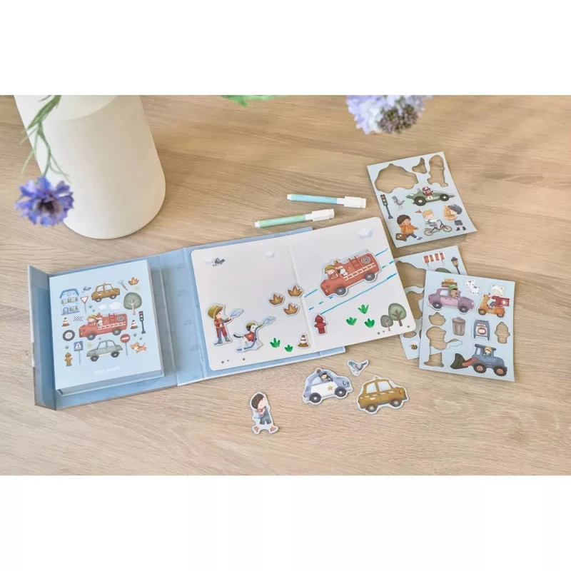Carte magnetica cu figurine - Jim Vehicles - Little Dutch 5