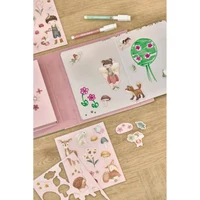 Carte magnetica cu figurine - Rosa Fairy Garden - Little Dutch 7