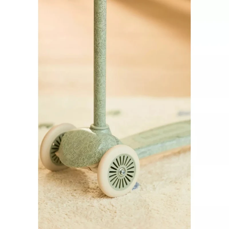 Trotineta - Green - Little Dutch 11