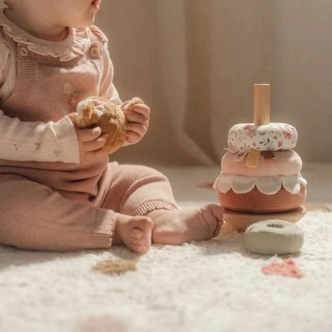 Display piramida pentru stivuire material si lemn - Fairy Garden - Little Dutch 3