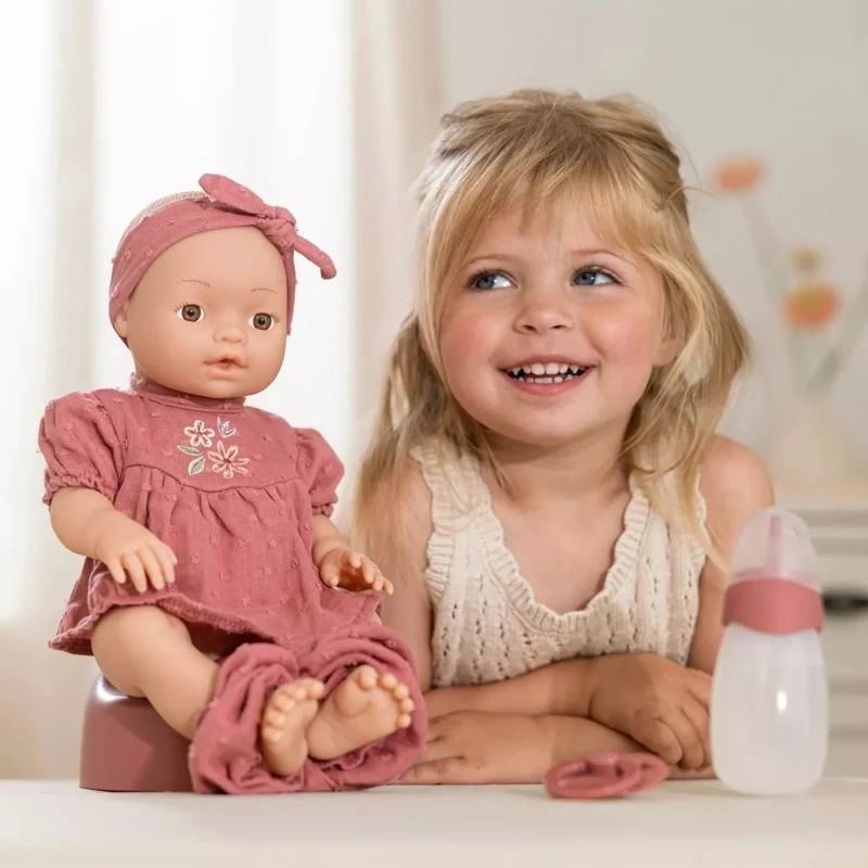 Кукла-младенец с бутылочкой и горшком – Livia – Little Dutch 6