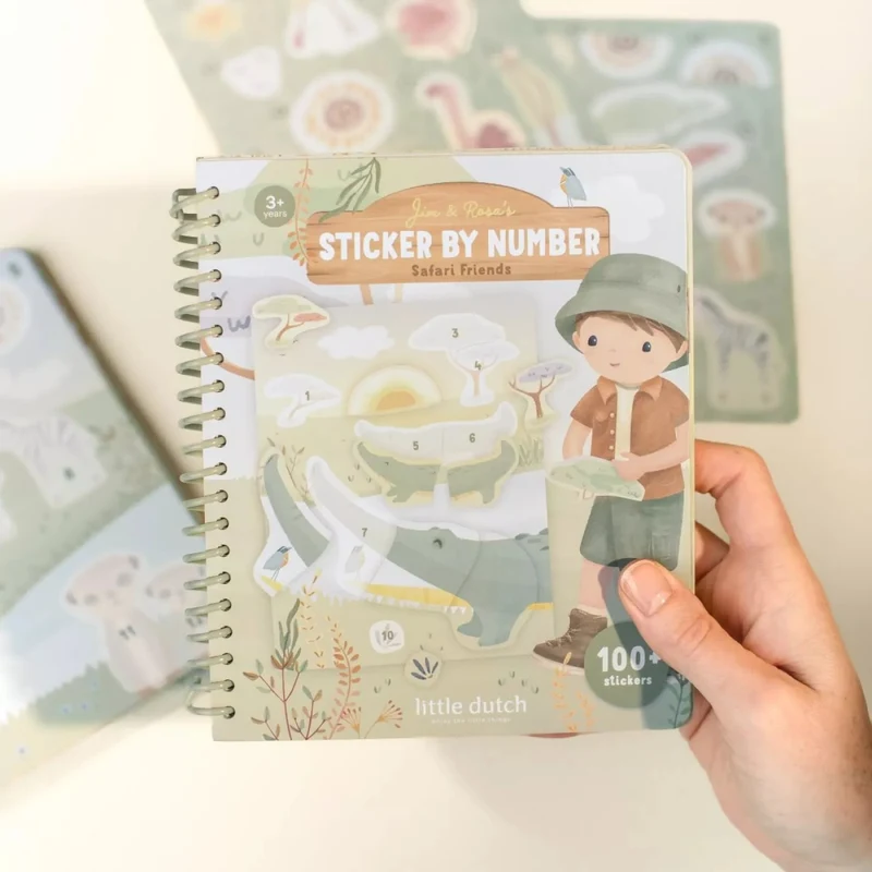 Carte cu abtibilduri - JIM - Safari Friends - Little Dutch 2