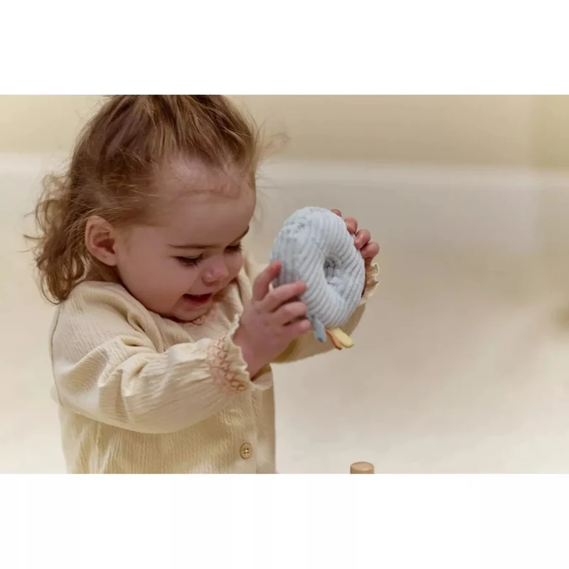 Jucarie din lemn FSC si textil pentru stivuire - Safari Friends - Little Dutch 3