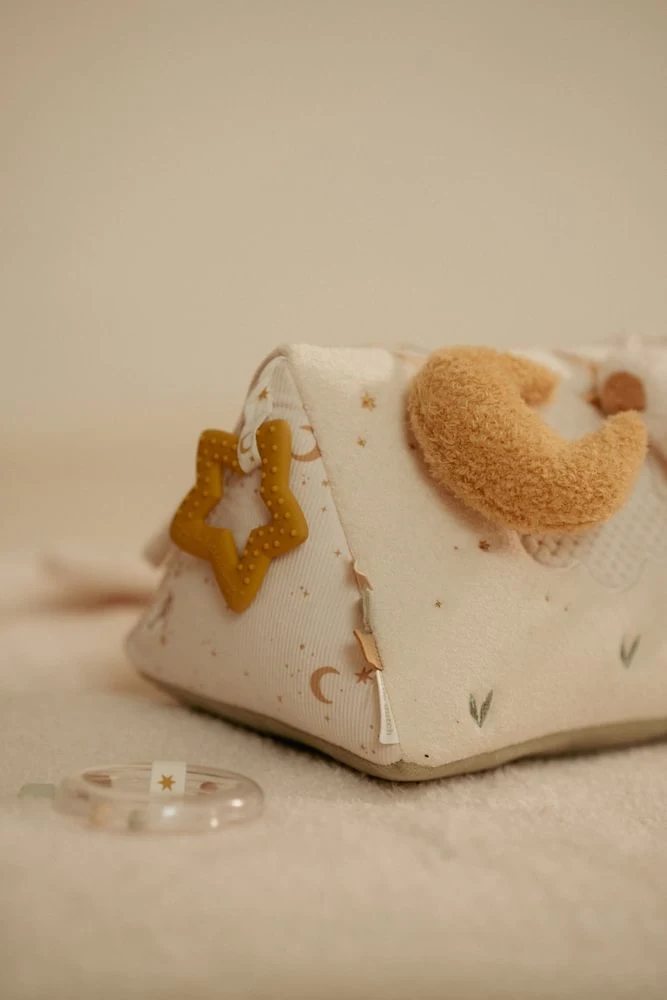 Triunghi senzorial pentru bebelusi - Newborn Naturals - Little Dutch 2